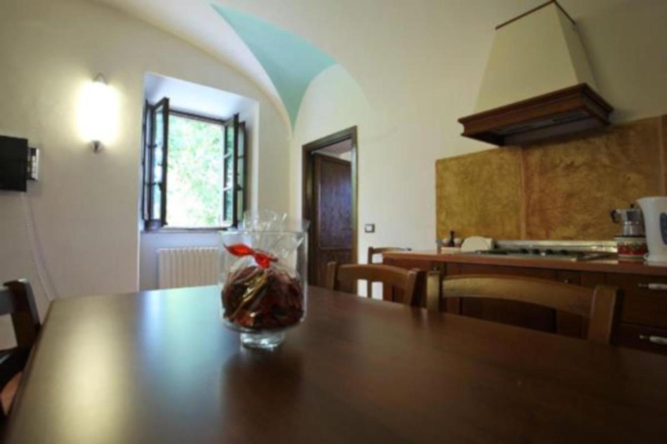 Antico Borgo La Commenda Aparthotel Montefiascone Eksteriør bilde