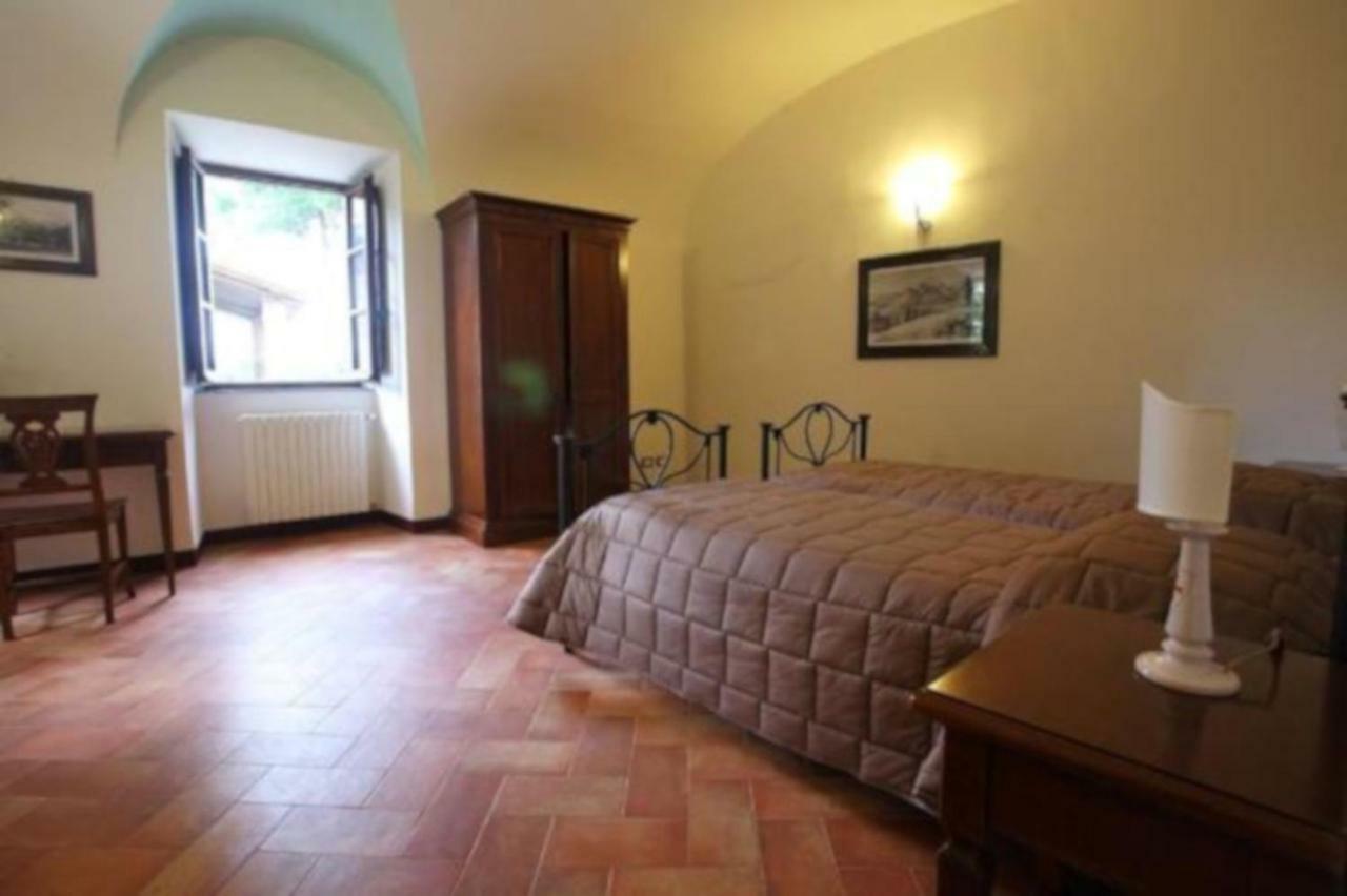 Antico Borgo La Commenda Aparthotel Montefiascone Eksteriør bilde
