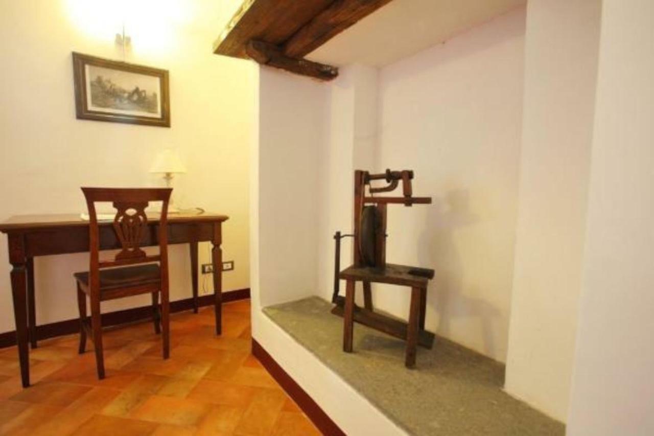 Antico Borgo La Commenda Aparthotel Montefiascone Eksteriør bilde