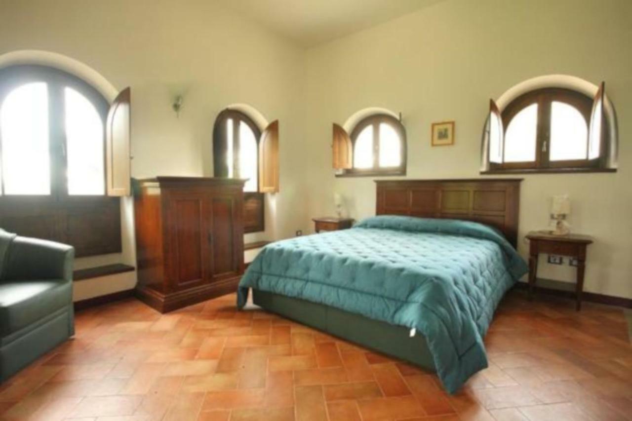 Antico Borgo La Commenda Aparthotel Montefiascone Eksteriør bilde