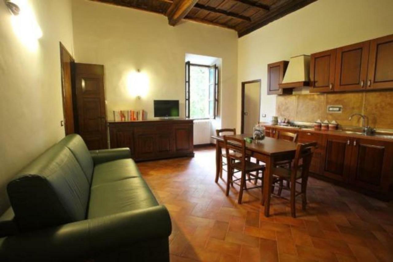 Antico Borgo La Commenda Aparthotel Montefiascone Eksteriør bilde